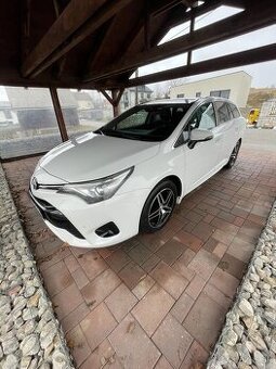 Predám Toyota Avensis 1.6 D-4D Business Edition