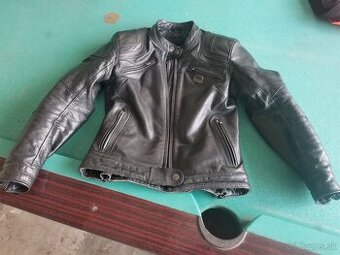 4sr kvalita Češky výrobok 99e kozenna bunda super stav aj vý