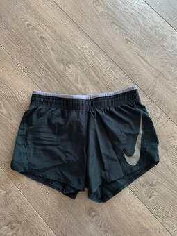 Kraťasy Nike