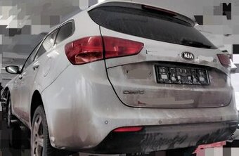 KIA CEED 2016 SW KOMBI predám PIATE DVERE SW COMBI ZADNÝ NÁR