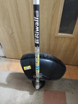 Krovinorez Riwall PRO RPB 520