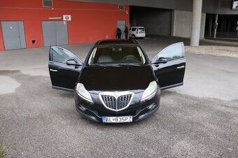 Lancia Delta Platino 2.0 JTD Multijet 2009