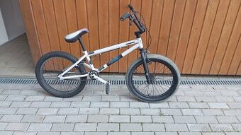 Na predaj za 50€.....