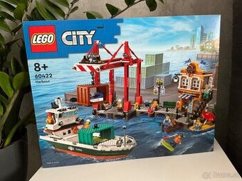 LEGO 60422 Prístav s nákladnou loďou