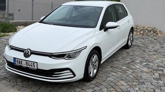 VW Golf 8 1,0 TSI 81 kW Life, DPH, CZ, jen 67tis km