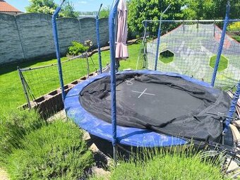 Darujem Trampolínu