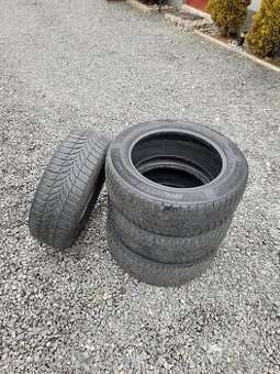 225/60 R17 Zimné Pneumatiky