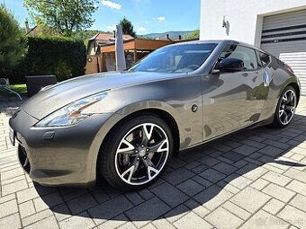 Nissan 370 Z 3,7 V6 Coupe 243 Kw