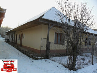 Romantická chalupa neďaleko mesta Veľký Krtíš
