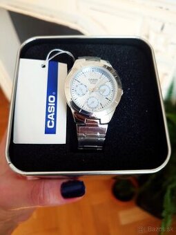 Dámske hodinky Casio LTP-2069D-2A