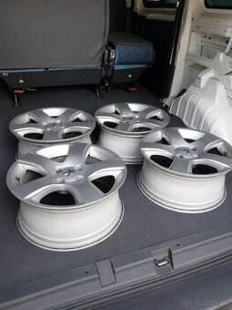 Predám sadu 4 originálnych hliníkových diskov Peugeot 16"