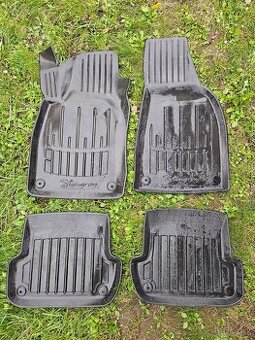 Predám na Audi A4 4ks gumené rohože