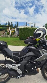Cf moto 700MT