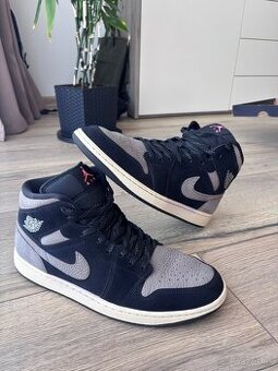 Predám Jordan 1 Mid SE