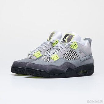 Jordan 4 retro
