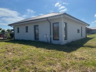 Novostavba 4-izbového domu s pozemkom 620 m² len pár minút o