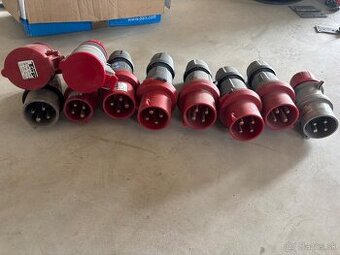 4 kolikova zásuvka na 380W