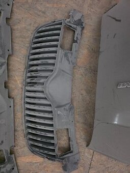 Skoda Fabia II 2 maska predna