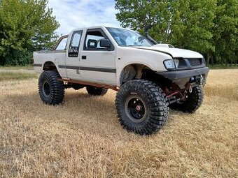 Opel CAMPO 4x4 3.1 Td možná výmena