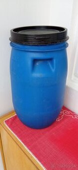 Plastový sud 30l