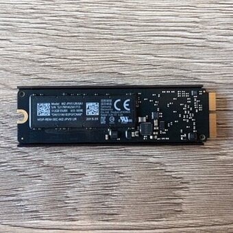 Apple SSD 512GB