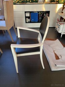 Predám 6ks talianskych stoličiek z masívneho dreva + nábytok