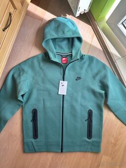 Tech Nike súprava