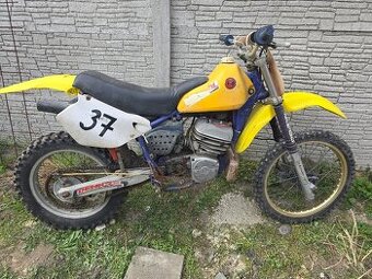 ČZ 380