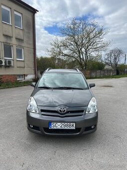 Toyota Corolla Verso 2.2 D, 7 miest na sedenie