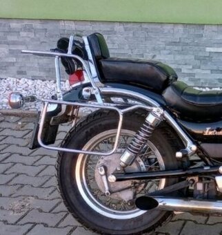 Suzuki Intruder vs nosic - 1