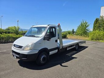 Predam odtahovku iveco daily 70c18 7000kg 2012 nova nadstavb
