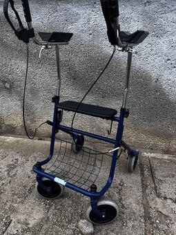 Chodítko pre seniorov