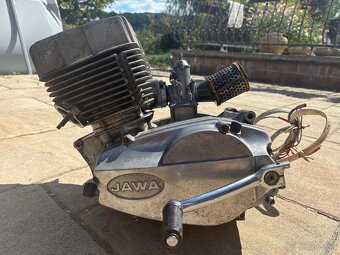Motor Jawa 350/638 - 1