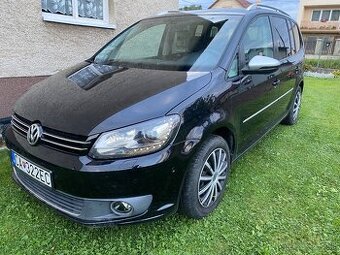 Volkswagen Touran 2.0TDI 103kw Bi-Xenon,Navi