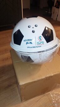 Prenosny gril futbalová lopta