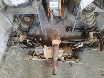 Octavia 2 predna naprava otoc,tlmic,poloos ramena,napravnica