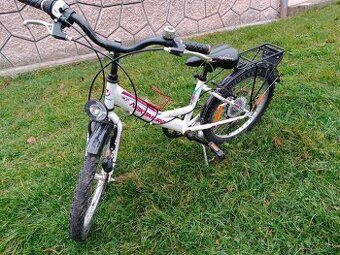 Dievčenský bicykel 20