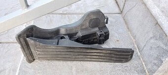 Predám plynový pedál Golf,Passat ,Octavia 2,Superb 2