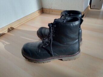 Členkové čižmy, 36