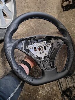 Volant z BMW E60