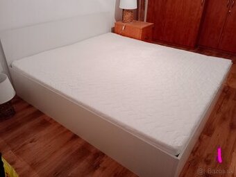 Predám manželskú posteľ