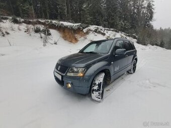 Suzuki Grand Vítara 2.0i benzín kvalt manuál
