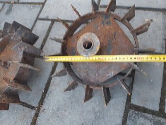 Predam orebne kolesa. 2ks za 35€