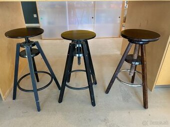 Barové stoličky
