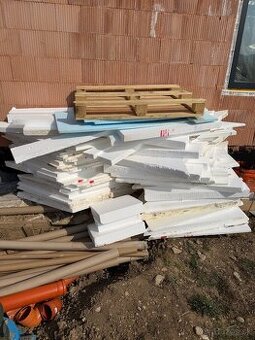 Odrezky z polysterenu