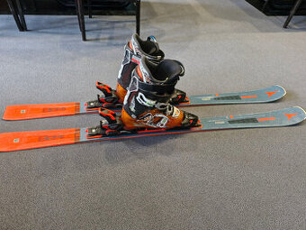 Lyže Atomic s viazaním + lyžiarky