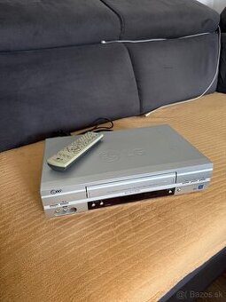 VHS videorekordér LG