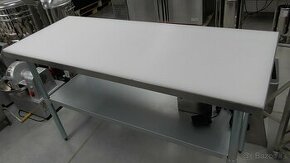Pracovný nerezový stôl s polyetylénovou doskou 180 cm