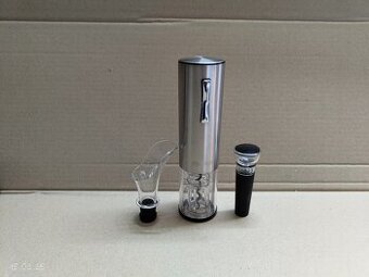 elektricka vyvrtka na vino s nadstavcami 20€