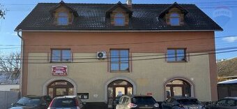 NA PREDAJ POLYFUNKČNÝ DOM, ŽARNOVICA, ÚPLNÉ CENTRUM